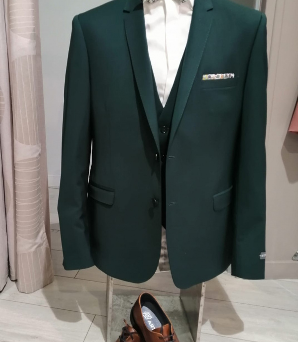 Costume homme dans le Morbihan,56 en Bretagne