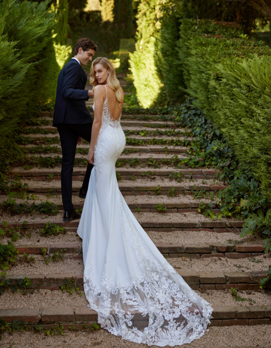 Robes de mariées  Pronovias DAMA 