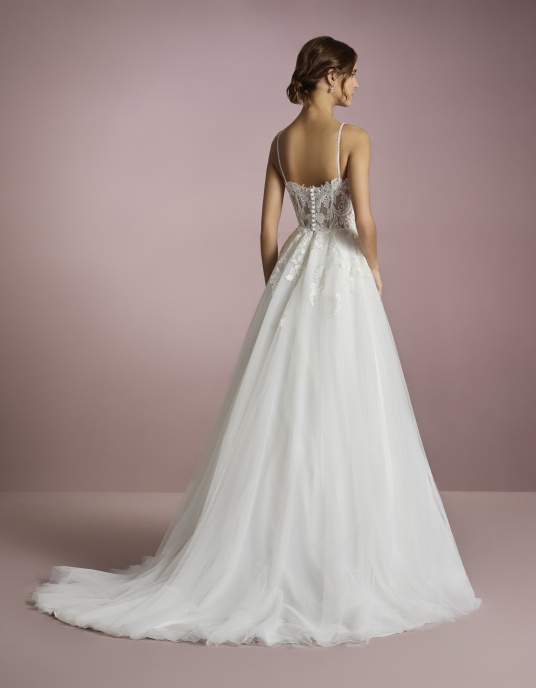 Robes de mariées  White one AIMI 
