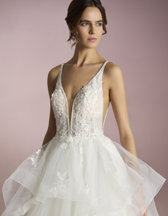 Robes de mariées  White one AYUMI 