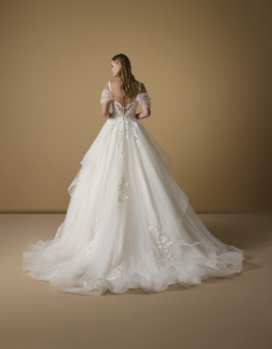 Robes de mariées  Nicole Milano BRIMA 