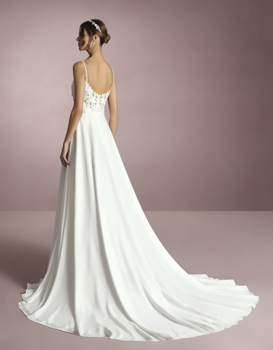 Robes de mariées  White one KAMI 