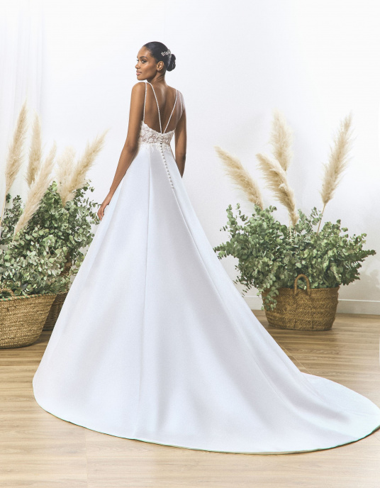 Robes de mariées  White one PRASSO 